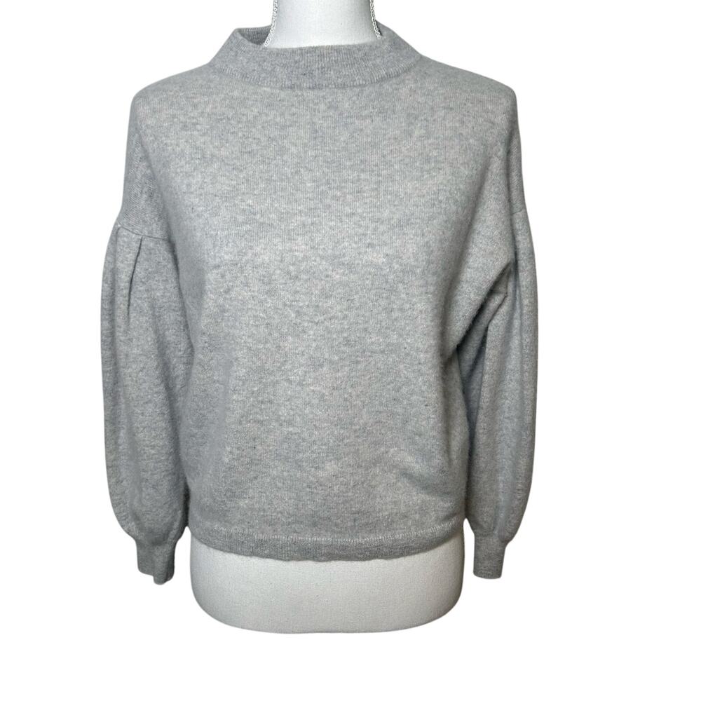 Garnet Hill Light Gray Pullover Sweater